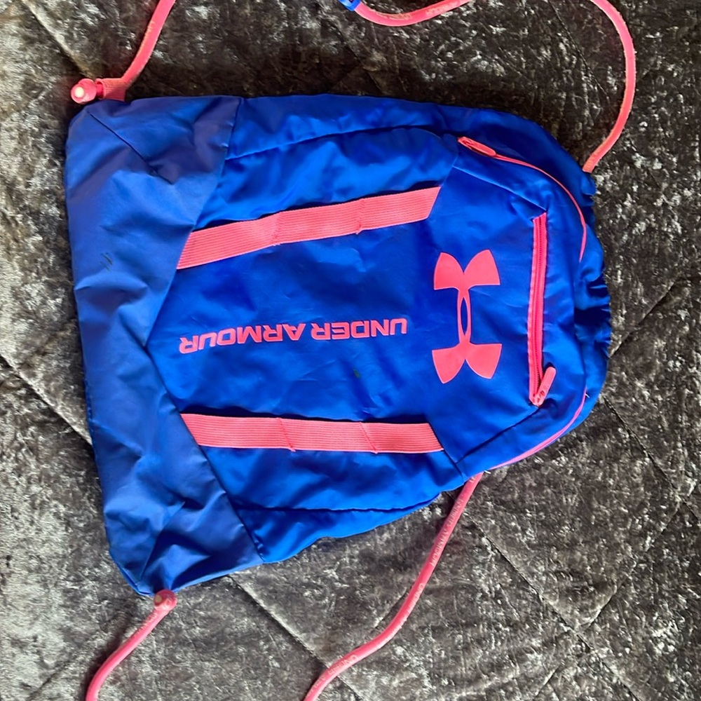 Under armor draw string bag